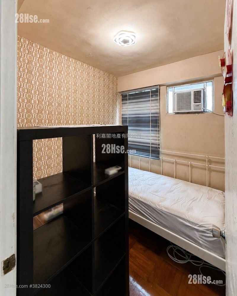 康盛花園 售盤 3 房 , 1 浴室 588 平方呎