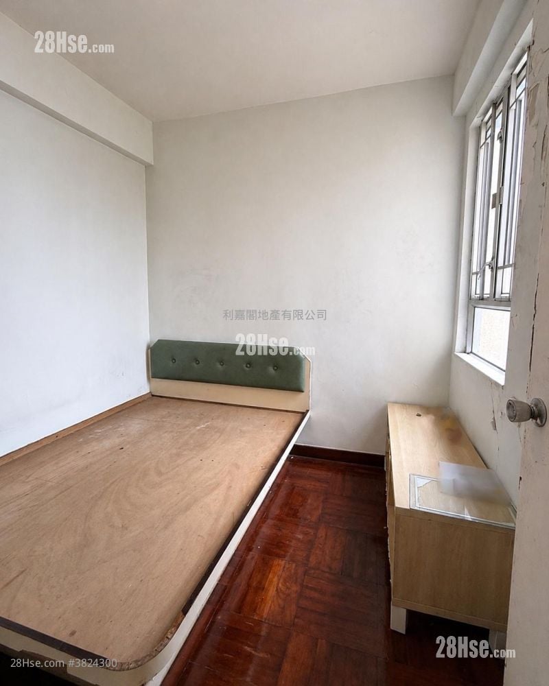 康盛花園 售盤 3 房 , 1 浴室 588 平方呎