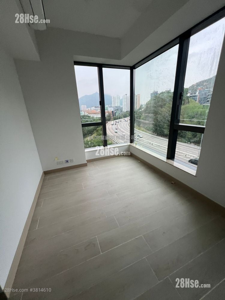 Gold Coast Bay Rental 306 ft²
