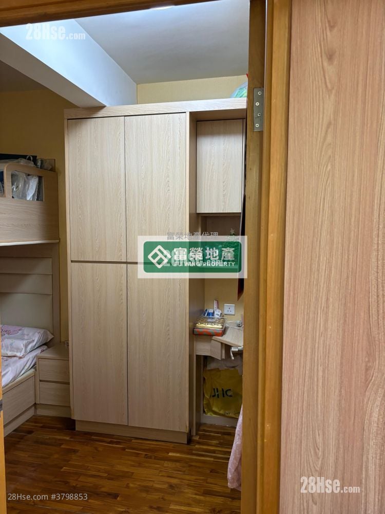 康樂大樓 售盤 3 房 , 1 浴室 556 平方呎