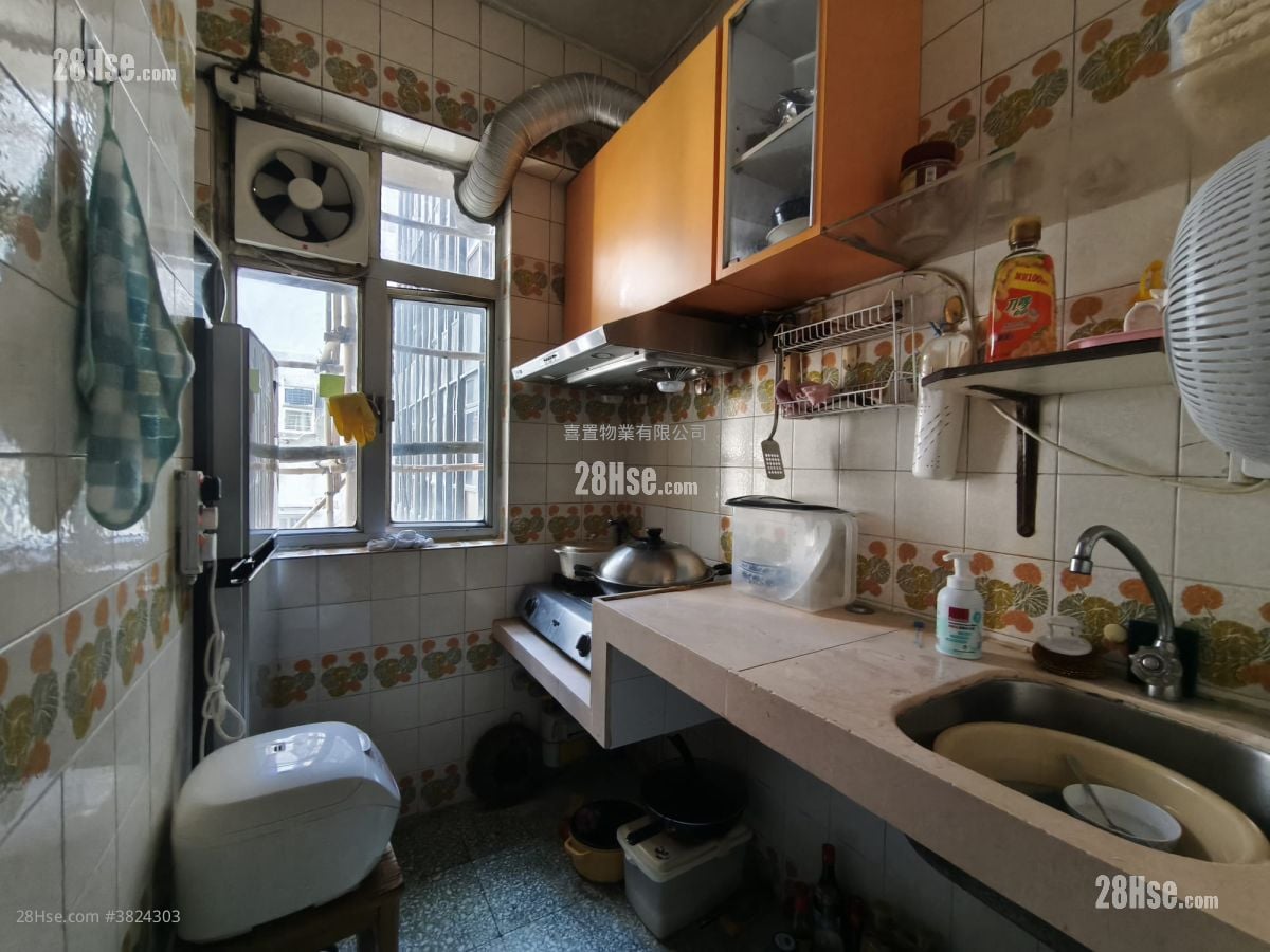 單幢樓房 售盤 2 房 , 1 浴室 431 平方呎