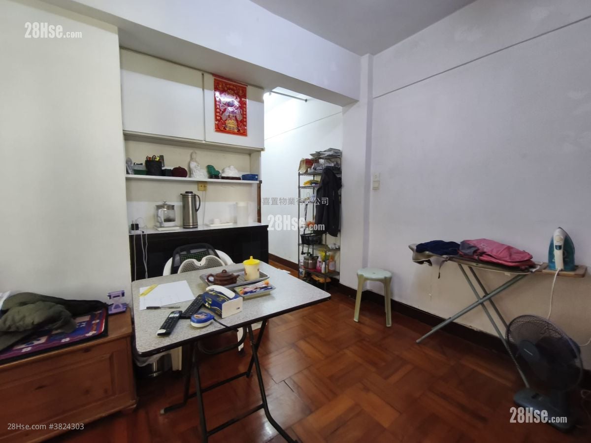 單幢樓房 售盤 2 房 , 1 浴室 431 平方呎