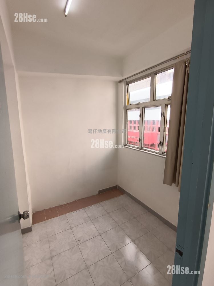 金石樓 售盤 2 房 , 1 浴室 395 平方呎