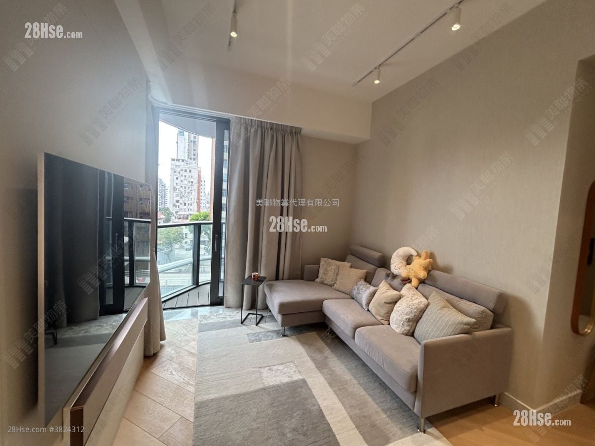 128 Waterloo 售盘 2 房 579 平方尺