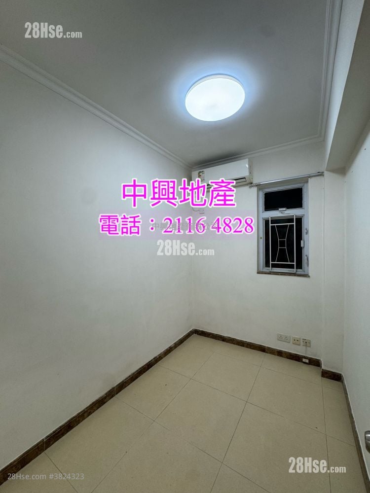 Man Wah Building Rental 4 Bedrooms , 2 Bathrooms 820 ft²