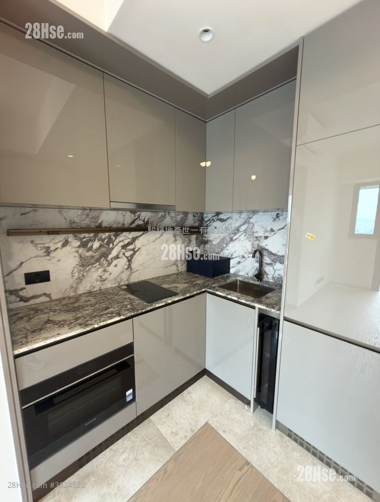 Topside Residence Rental 2 Bedrooms , 1 Bathroom 423 ft²