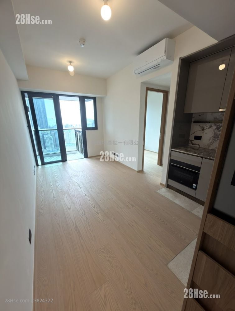 Topside Residence Rental 2 Bedrooms , 1 Bathroom 423 ft²