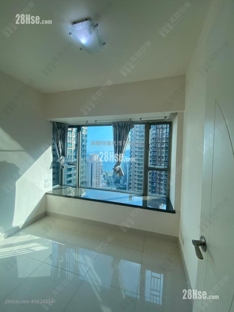 Tseung Kwan O Plaza Sell 3 Bedrooms , 1 Bathroom 538 ft²
