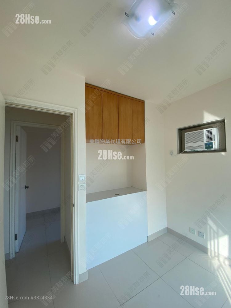 Tseung Kwan O Plaza Sell 3 Bedrooms , 1 Bathroom 538 ft²