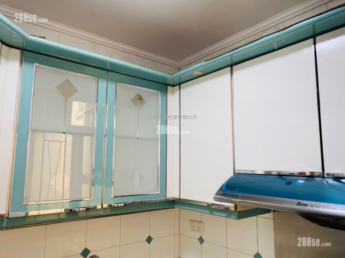 灏景湾 租盘 2 房 , 1 浴室 666 平方尺