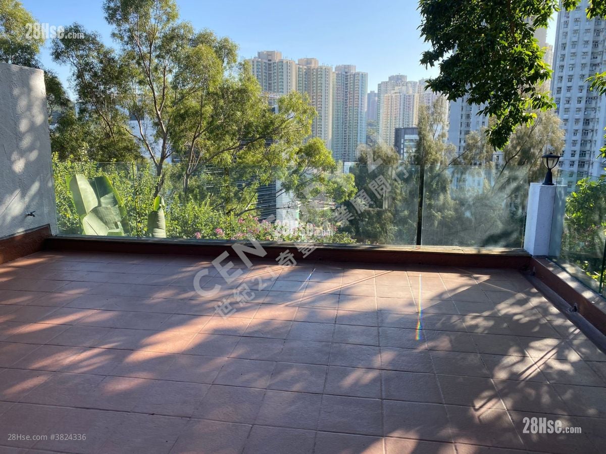 Village House Sell 5+ Bedrooms , 3 Bathrooms