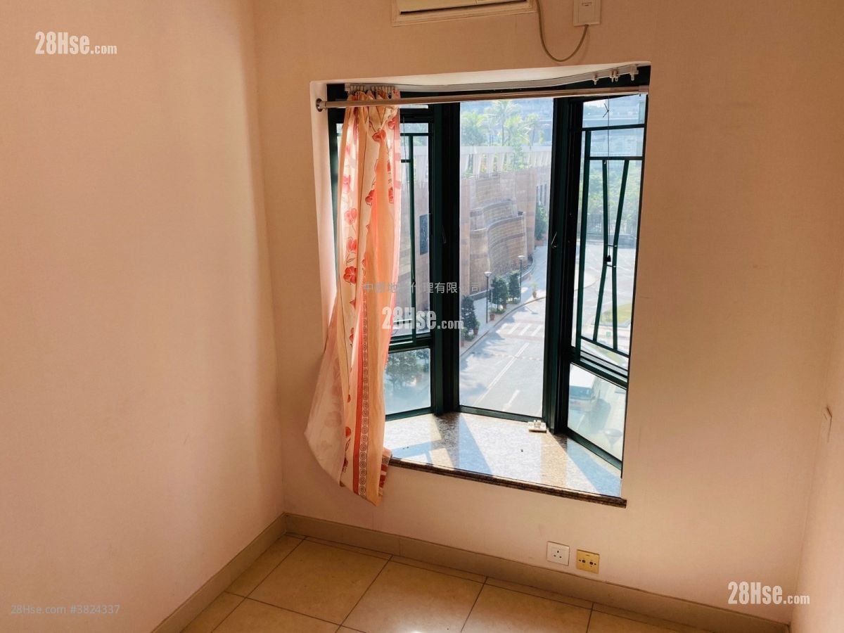 灏景湾 租盘 2 房 , 1 浴室 666 平方尺