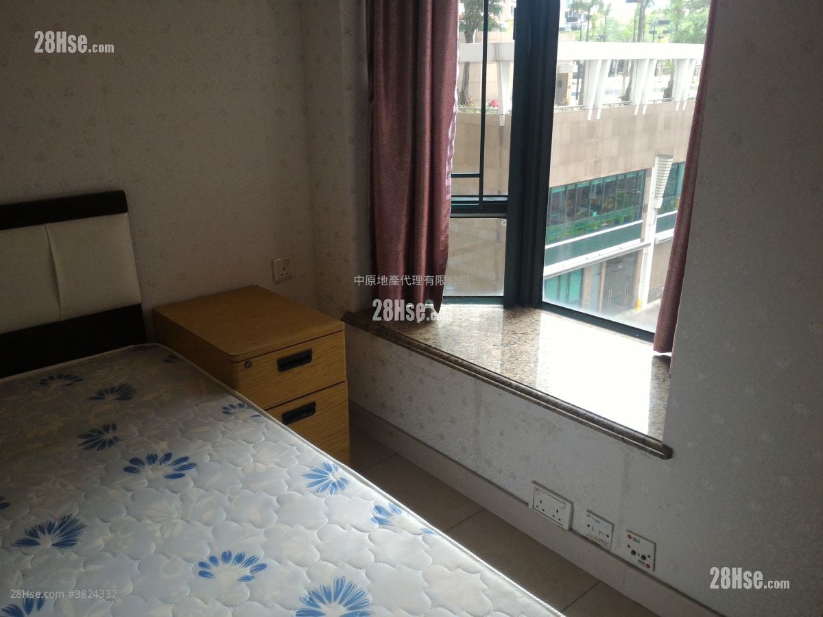 灏景湾 租盘 2 房 , 1 浴室 666 平方尺