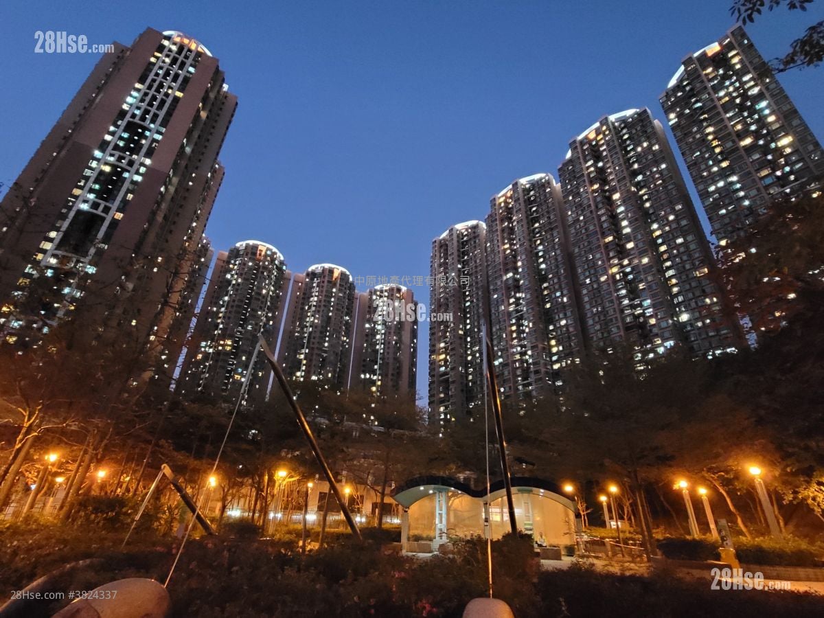 灏景湾 租盘 2 房 , 1 浴室 666 平方尺