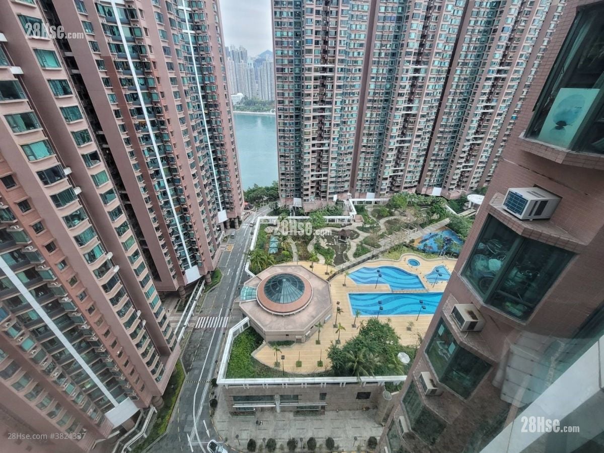 灏景湾 租盘 2 房 , 1 浴室 666 平方尺