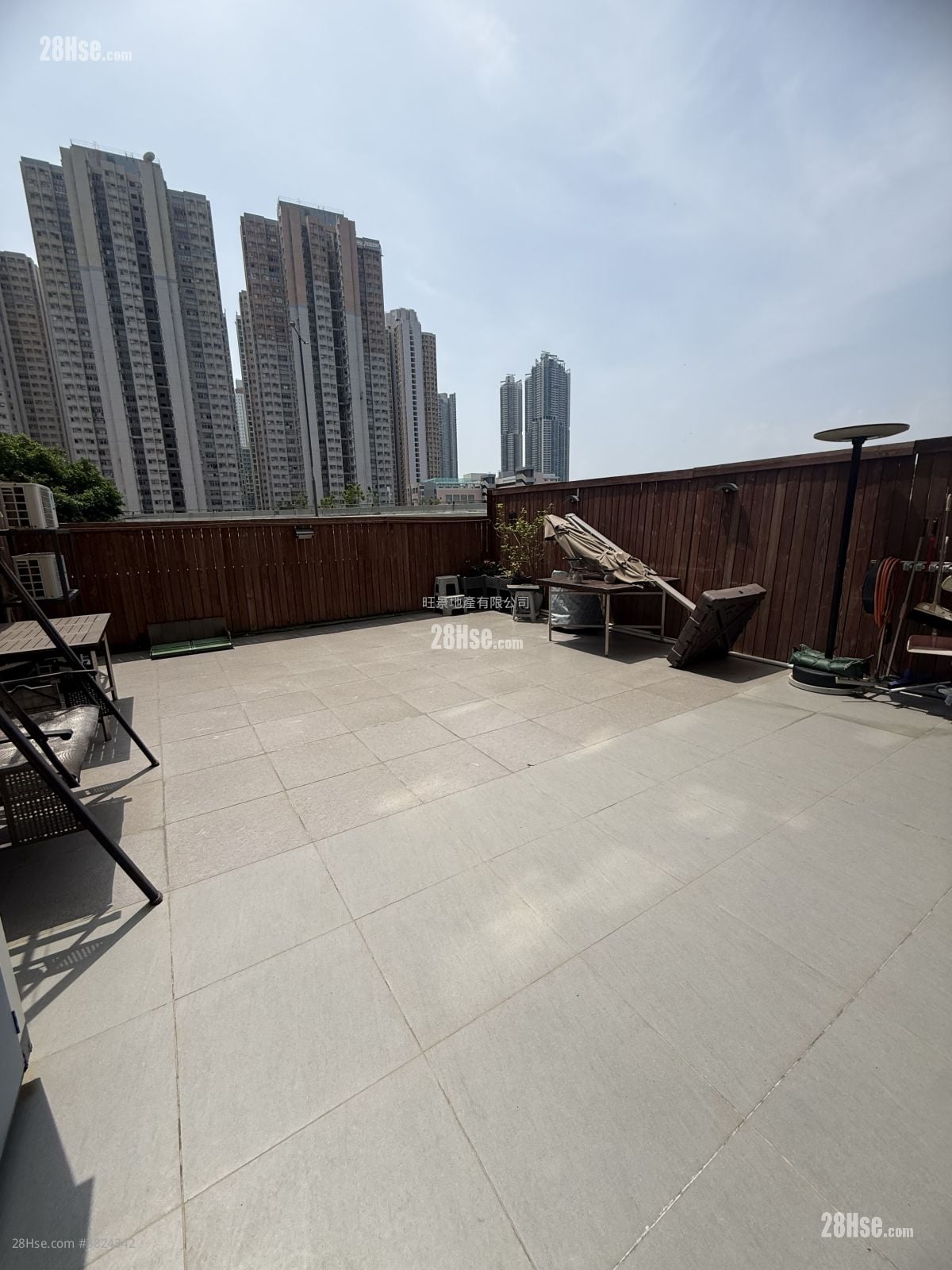 金發大廈 售盤 2 房 350 平方呎