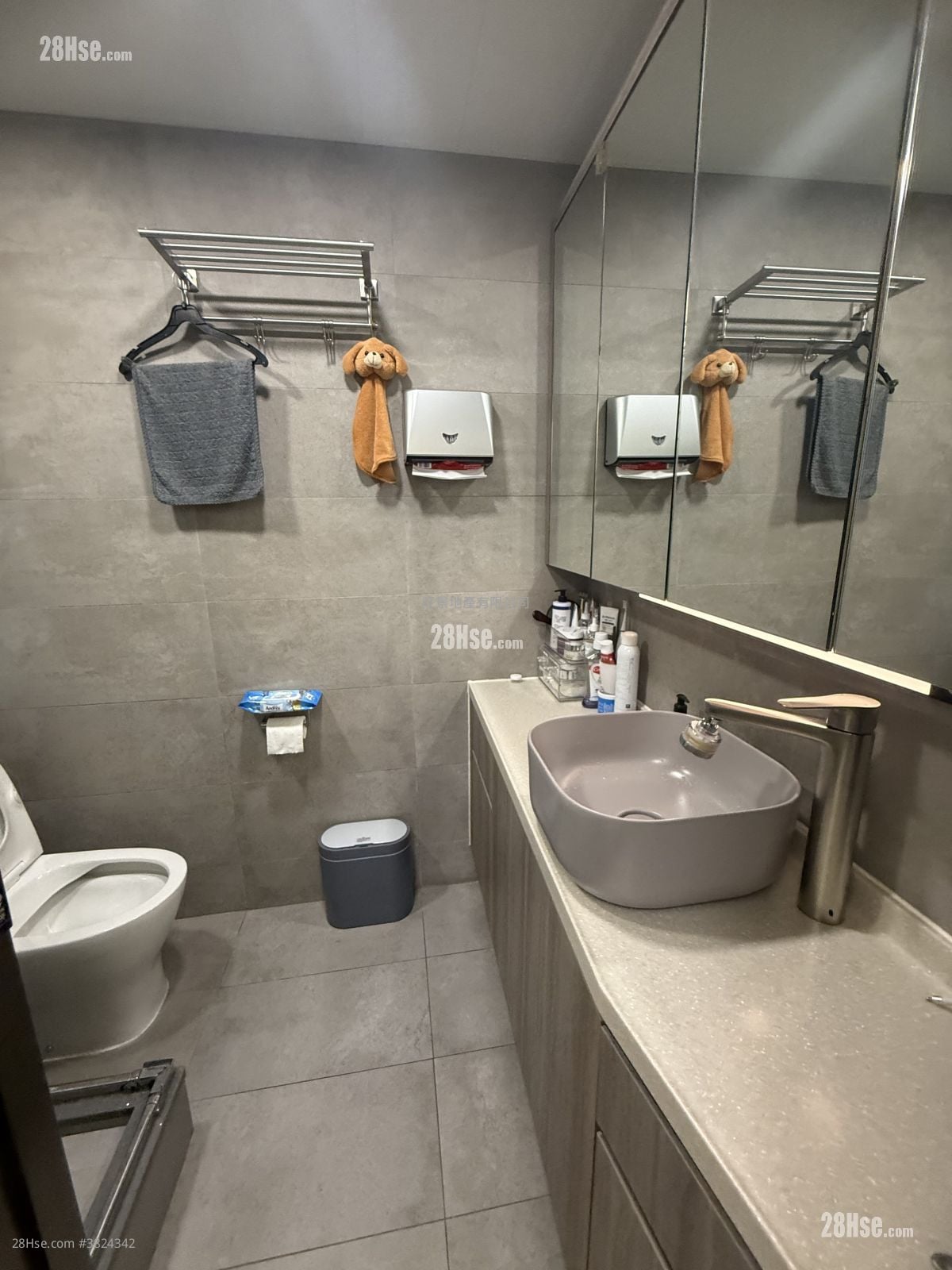 金發大廈 售盤 2 房 350 平方呎