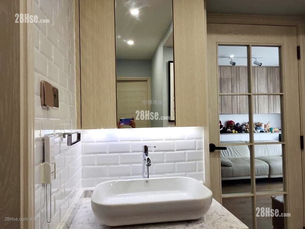 和富中心 售盘 3 房 , 2 浴室 843 平方尺