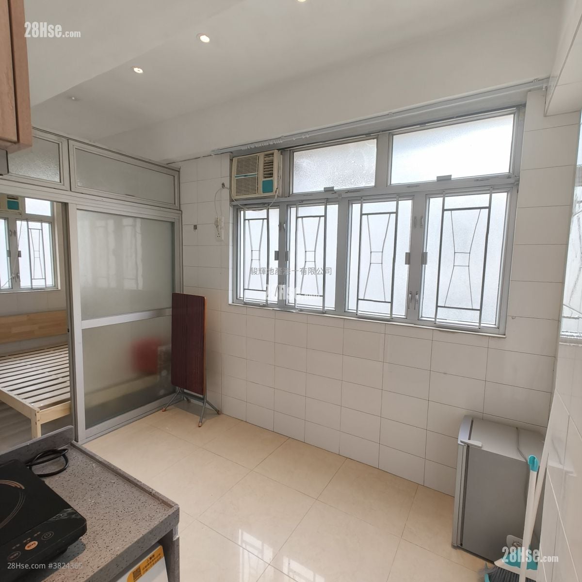 Hoi Yuen Mansion Rental 1 Bedroom , 1 Bathroom 180 ft²