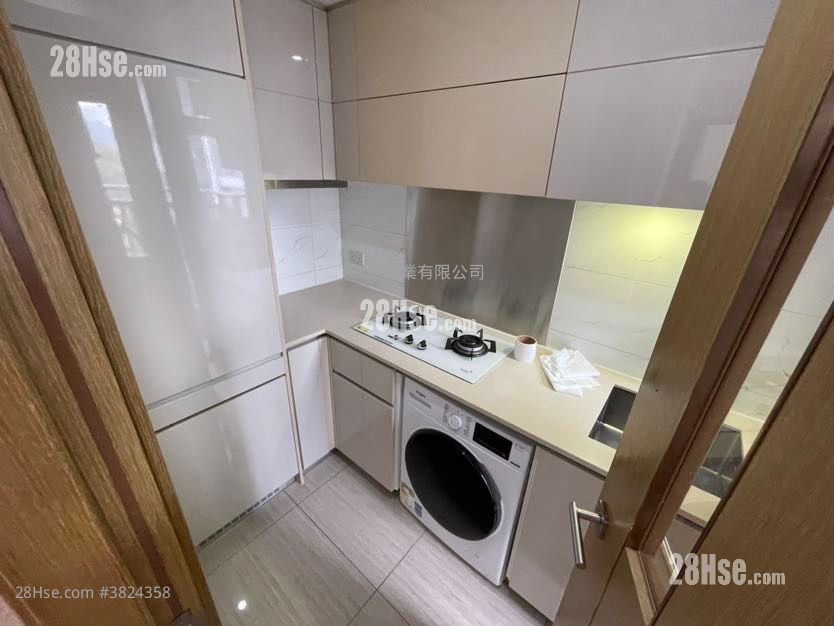 The Reach Rental 2 Bedrooms , 1 Bathroom 410 ft²