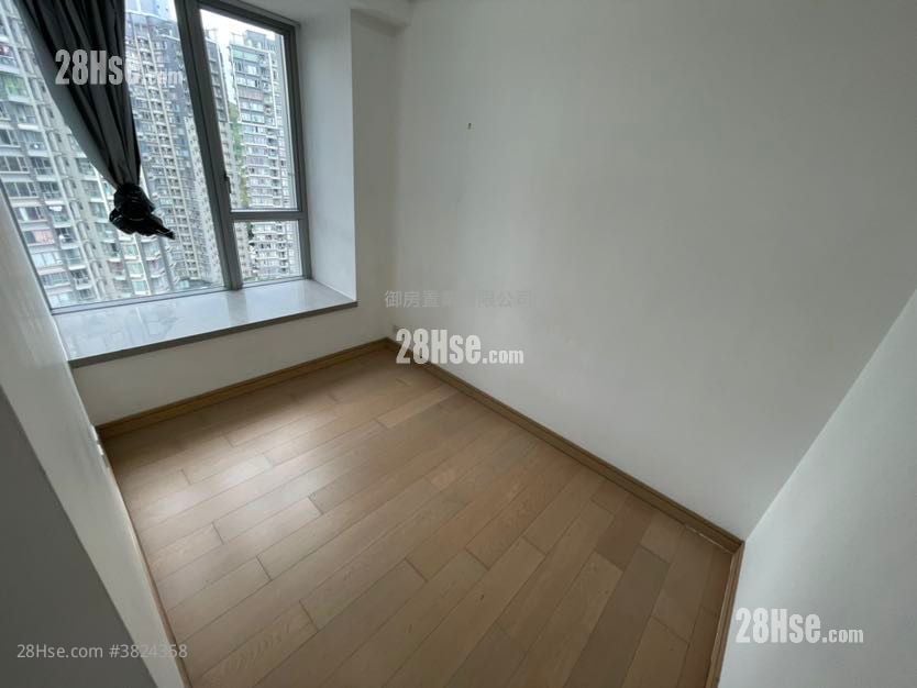 The Reach Rental 2 Bedrooms , 1 Bathroom 410 ft²