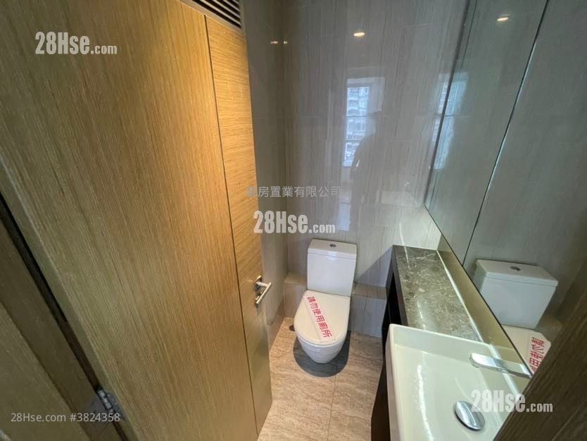 The Reach Rental 2 Bedrooms , 1 Bathroom 410 ft²