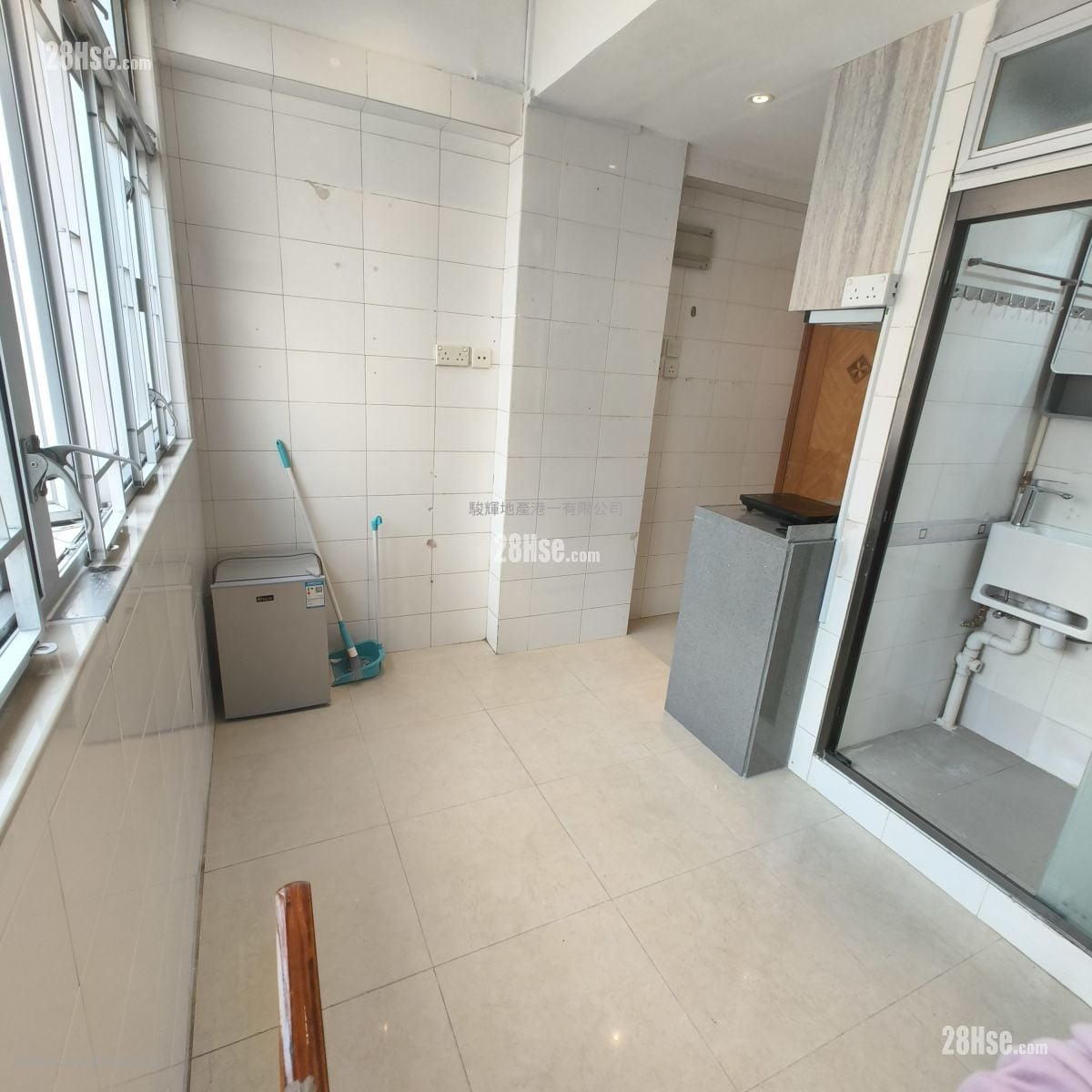 Hoi Yuen Mansion Rental 1 Bedroom , 1 Bathroom 180 ft²