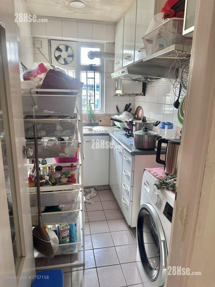 采頤花園 售盤 3 房 588 平方呎