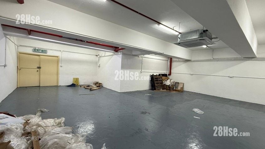 連豐中心 租盤 2 房 , 1 廁所