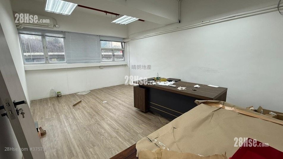 連豐中心 租盤 2 房 , 1 廁所