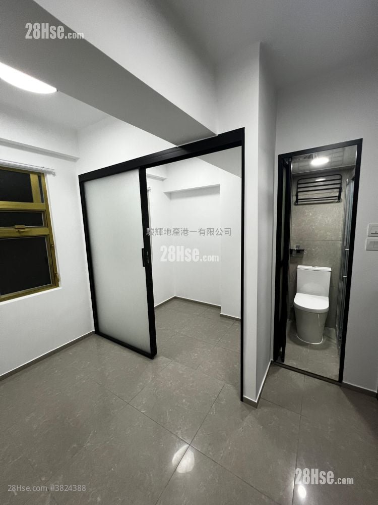 Universal Mansion Rental 1 Bedroom , 1 Bathroom 160 ft²