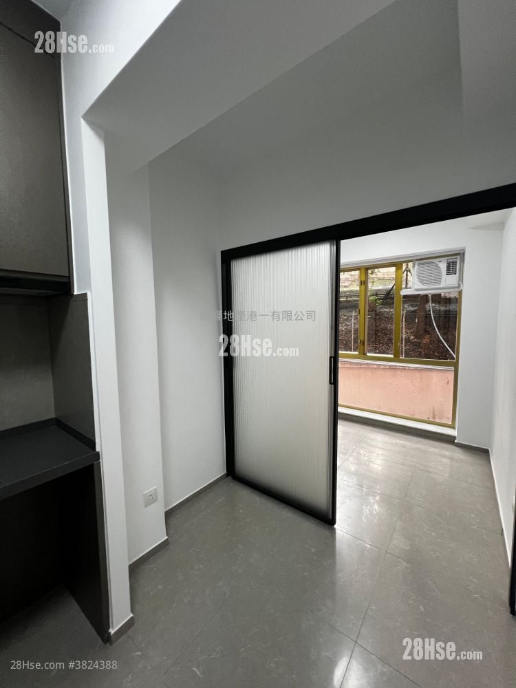 Universal Mansion Rental 1 Bedroom , 1 Bathroom 160 ft²