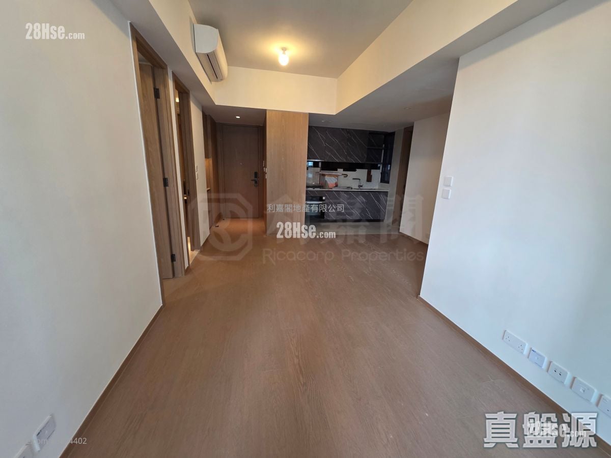 朗賢峯 售盤 3 房 757 平方呎