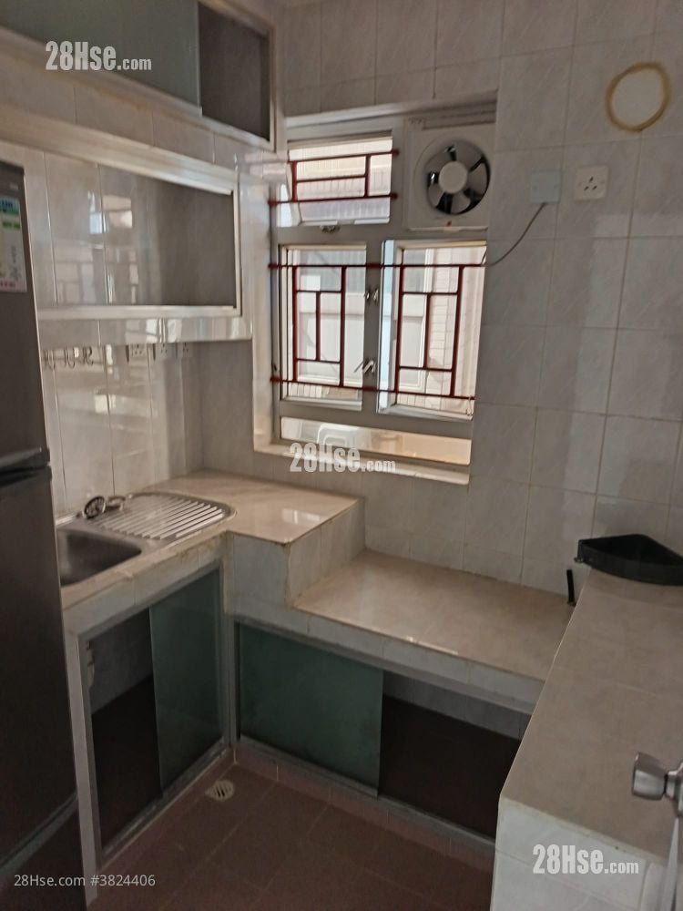 So Kwun Wat Rental 2 Bedrooms , 2 Bathrooms 700 ft²