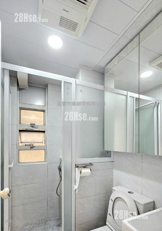 金碧大廈 租盤 3 房 , 1 浴室 446 平方呎