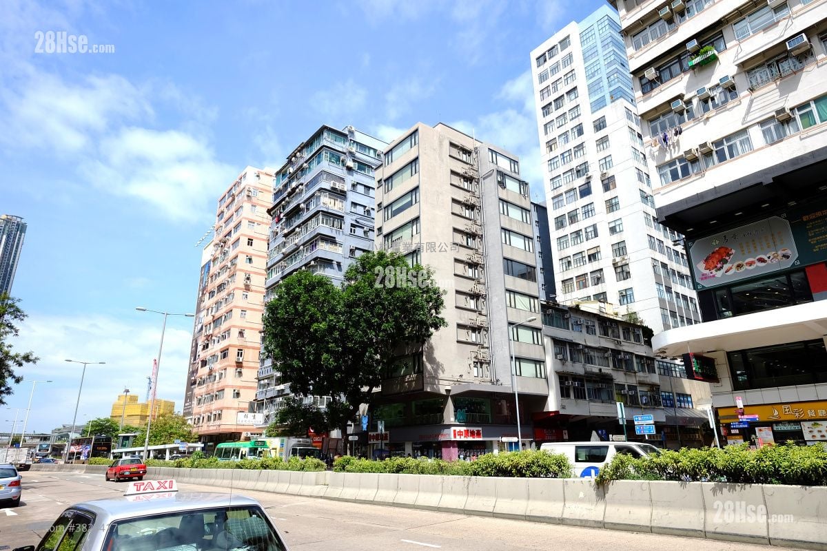 大廈外觀: 松峰 租盤 開放式間隔 , 1 浴室 390 平方呎