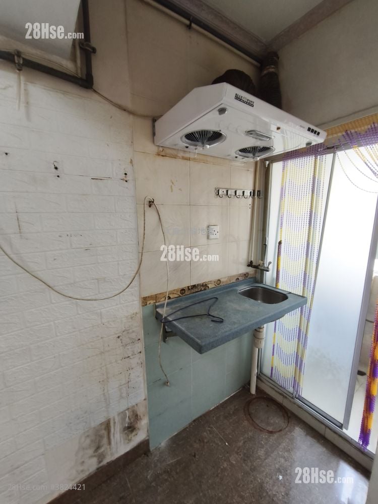 唐樓 租盤 1 房 , 1 浴室 160 平方呎