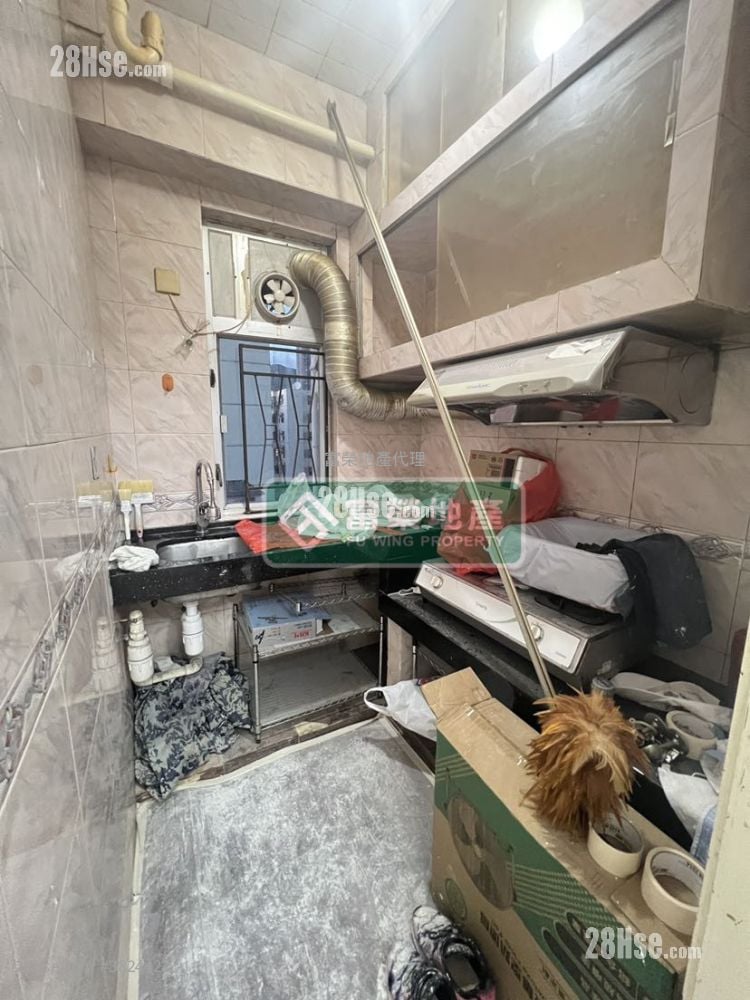 康齡大廈 售盤 2 房 , 1 浴室 471 平方呎