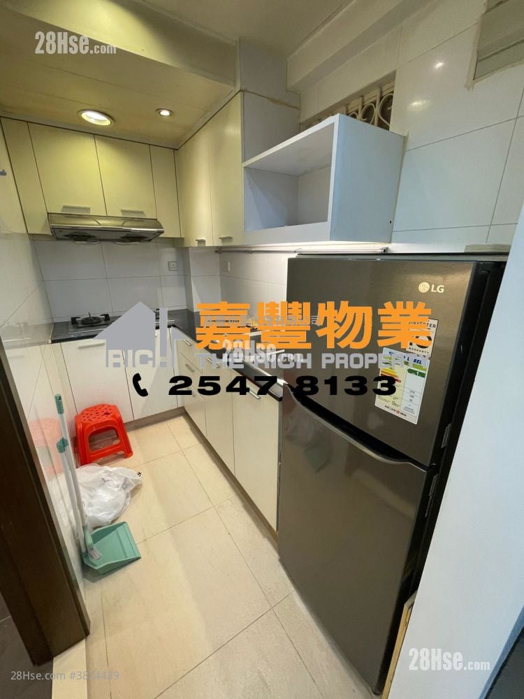 Hang Sing Mansion Rental 2 Bedrooms , 1 Bathroom 390 ft²