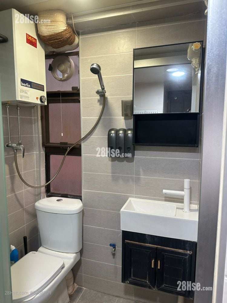 大苑楼 租盘 1 房 , 1 浴室 135 平方尺