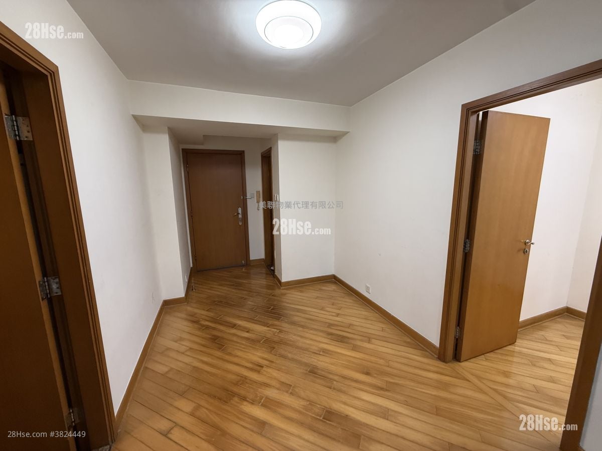 Park Central Rental 2 Bedrooms , 1 Bathroom 406 ft²