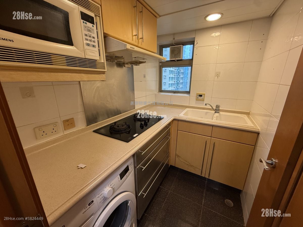 Park Central Rental 2 Bedrooms , 1 Bathroom 406 ft²