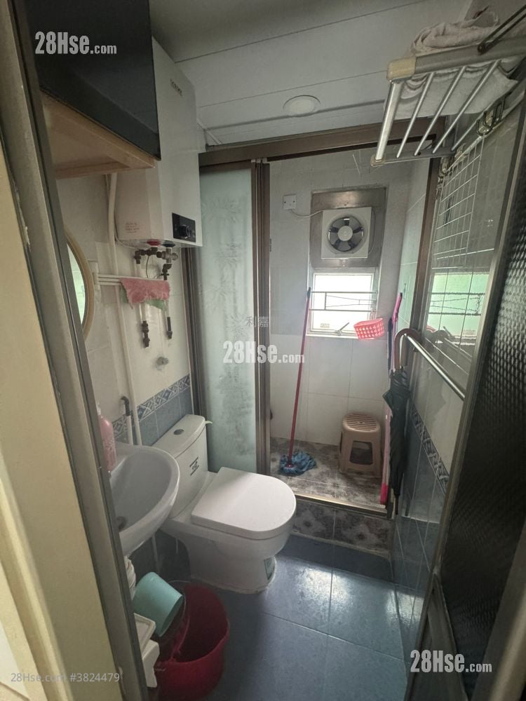 Marvel Court Sell 2 Bedrooms , 1 Bathroom 296 ft²