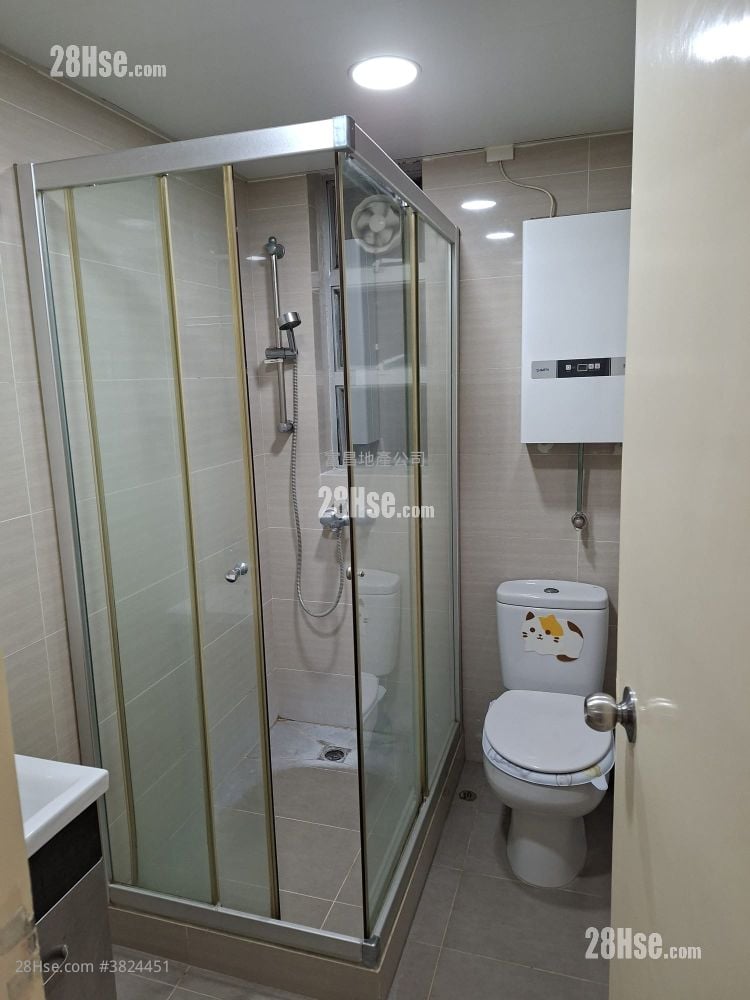 Felicity Garden Sell 3 Bedrooms , 2 Bathrooms 652 ft²