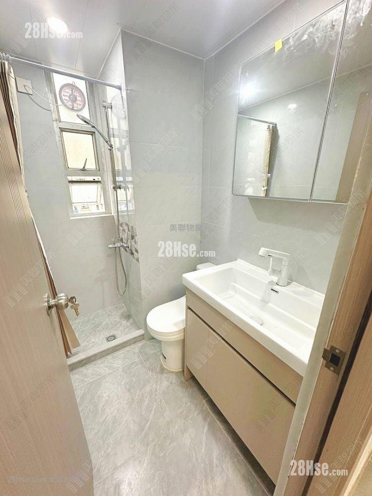 Serenity Place Rental 3 Bedrooms , 2 Bathrooms 604 ft²