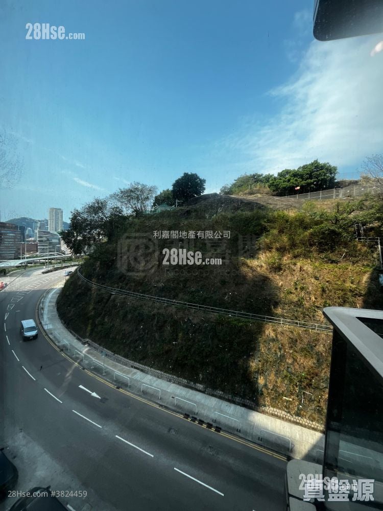 瑜一 售盤 3 房 940 平方呎