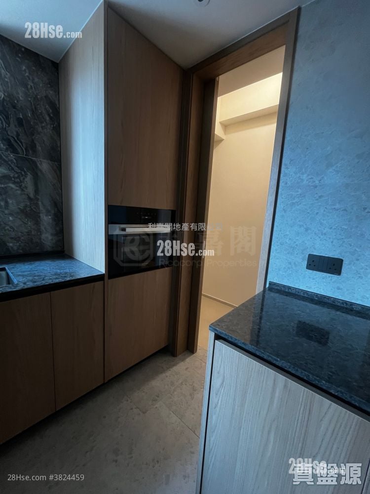 瑜一 售盤 3 房 940 平方呎