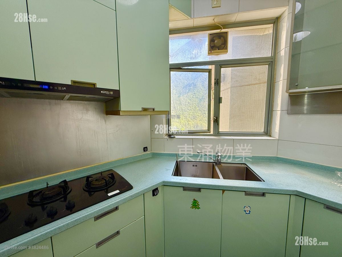 Coastal Skyline Sell 3 Bedrooms , 2 Bathrooms 781 ft²