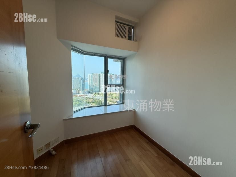 Coastal Skyline Sell 3 Bedrooms , 2 Bathrooms 781 ft²