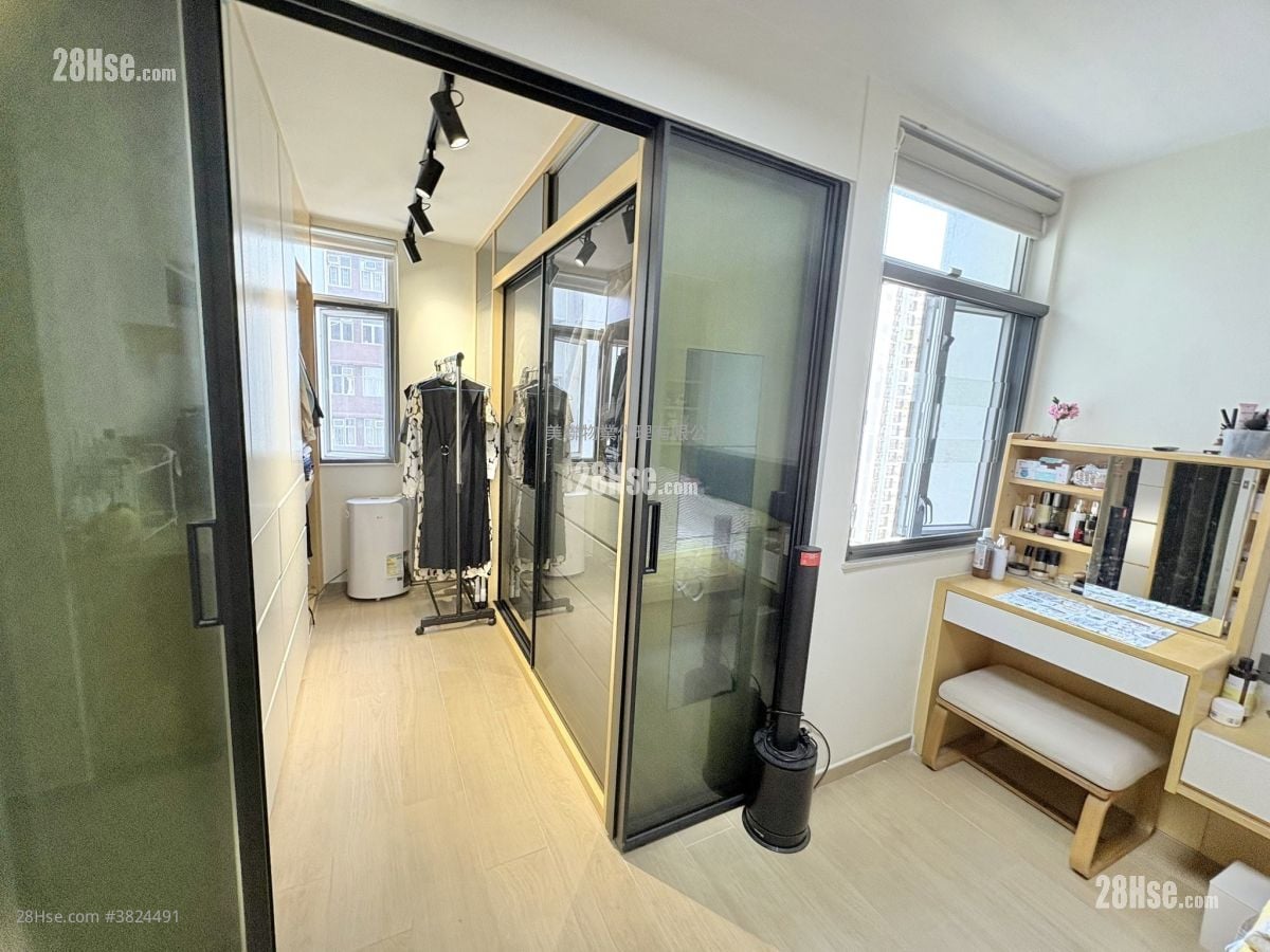 太古城 售盘 2 房 , 1 浴室 582 平方尺